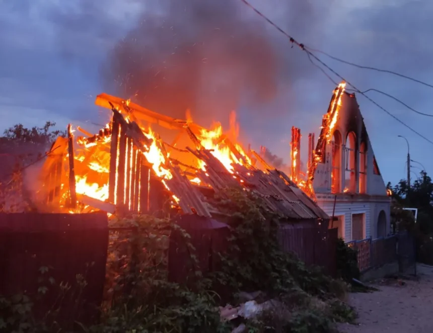 Russian assaults against Ukraine over the past day have resulted in 6 deaths and 49 injuries.
